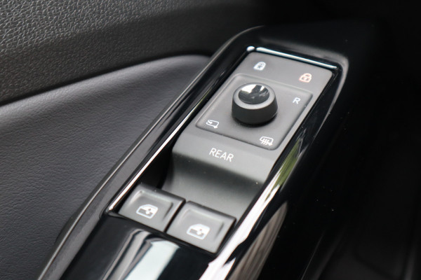 Volkswagen ID.4 Pure 52 kWh | Acc | Sfeerverlichting | Navi |