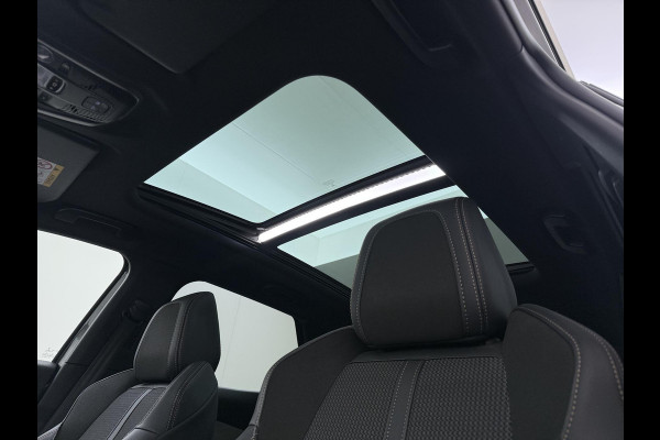 Peugeot 3008 1.6 HYbrid4 300 GT RIJKLAARPRIJS INC. 12MND BOVAG GARANTIE | PANORAMADAK| ADAPTIVE CRUISE CONTROL| STANDKACHEL| CAMERA VOOR + ACHTER|