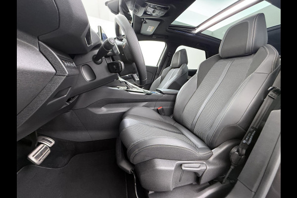Peugeot 3008 1.6 HYbrid4 300 GT RIJKLAARPRIJS INC. 12MND BOVAG GARANTIE | PANORAMADAK| ADAPTIVE CRUISE CONTROL| STANDKACHEL| CAMERA VOOR + ACHTER|