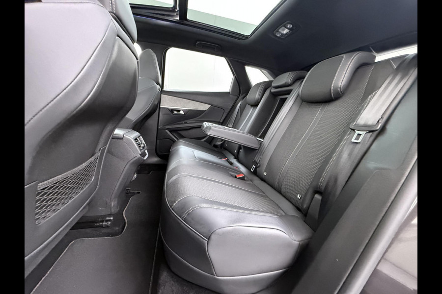 Peugeot 3008 1.6 HYbrid4 300 GT RIJKLAARPRIJS INC. 12MND BOVAG GARANTIE | PANORAMADAK| ADAPTIVE CRUISE CONTROL| STANDKACHEL| CAMERA VOOR + ACHTER|