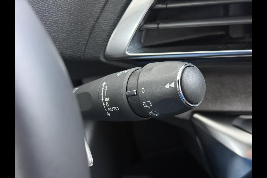 Peugeot 3008 1.6 HYbrid4 300 GT RIJKLAARPRIJS INC. 12MND BOVAG GARANTIE | PANORAMADAK| ADAPTIVE CRUISE CONTROL| STANDKACHEL| CAMERA VOOR + ACHTER|
