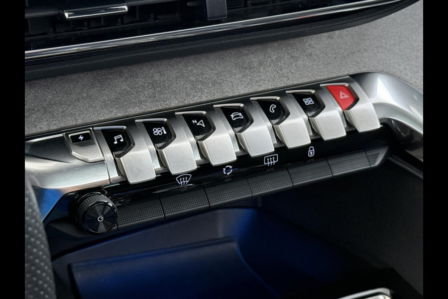 Peugeot 3008 1.6 HYbrid4 300 GT RIJKLAARPRIJS INC. 12MND BOVAG GARANTIE | PANORAMADAK| ADAPTIVE CRUISE CONTROL| STANDKACHEL| CAMERA VOOR + ACHTER|