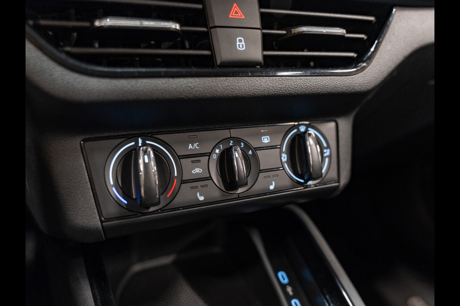 Škoda Kamiq 1.0 TSI Business Edition DSG, Apple Carplay, Android Auto, ACC, Trekhaak 13p, Voll Led, Camera, Volledig Onderhouden