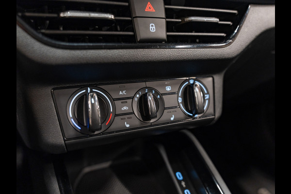 Škoda Kamiq 1.0 TSI Business Edition DSG, Apple Carplay, Android Auto, ACC, Trekhaak 13p, Voll Led, Camera, Volledig Onderhouden