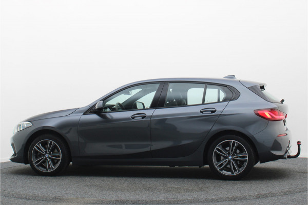 BMW 1-serie 118i Executive Edition Virtual Cockpit, Cruise, Apple Carplay, LED, Rijstrooksensor, Trekhaak, 17''