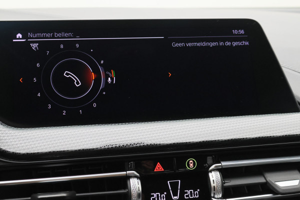 BMW 1-serie 118i Executive Edition Virtual Cockpit, Cruise, Apple Carplay, LED, Rijstrooksensor, Trekhaak, 17''