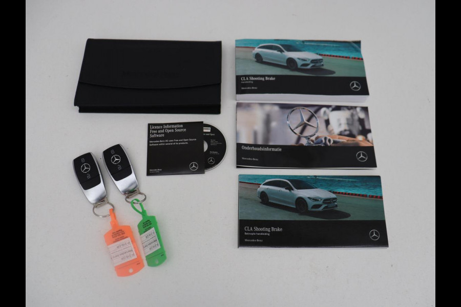 Mercedes-Benz CLA-Klasse Shooting Brake 250e Business Solution AMG Limited | SOH 94,2% | Panoramadak | Stoelverwarming | Matrix LED | Sfeerverlichting | Keyless | Memory | Widescreen | Navigatie | Camera | Park Assist | PHEV | Plug In
