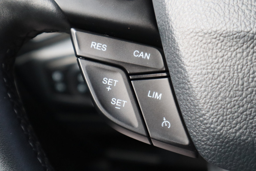 Ford EcoSport 1.0 EcoBoost Titanium | Automaat | Navi | Dealer onderhouden |