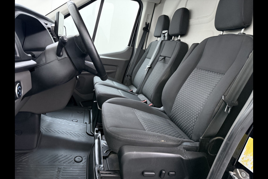 Ford Transit 310 2.0TDCI 130PK L2H2 3-Persoons Navi* Camera Apple Carplay Android Auto Cruise Control Lane Assist Pdc Trend Stoelverwarming Elek.Stoel Wifi DAB Betonplex Vloer Wandbetimmering Schuifdeur 1e Eigenaar Euro 6