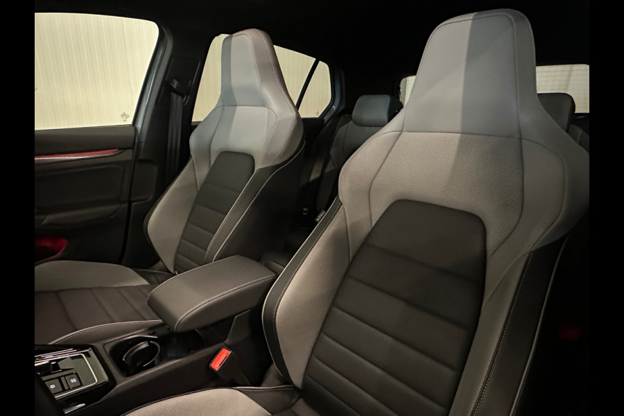 Volkswagen Golf 2.0 TDI GTD | PANO | TREKHAAK | HARMAN KARDON