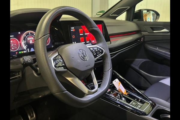 Volkswagen Golf 2.0 TDI GTD | PANO | TREKHAAK | HARMAN KARDON