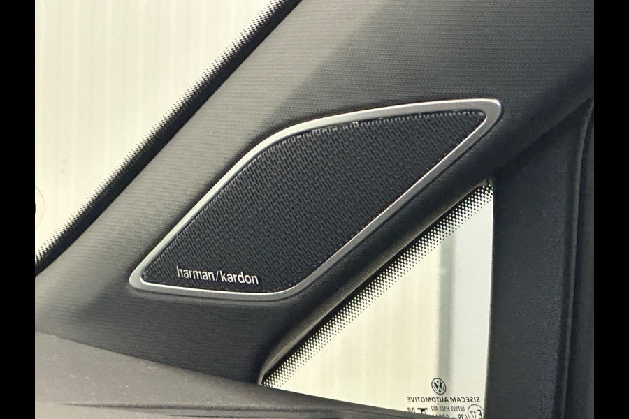 Volkswagen Golf 2.0 TDI GTD | PANO | TREKHAAK | HARMAN KARDON