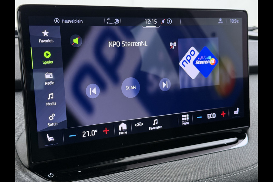 Škoda ENYAQ iV 60 SOH 93% Adap.Cruise Stuur+Stoelverwarming 3-Zone Ecc Camera Apple Carplay Android Auto Navi Pdc Lmv 20" DAB P-Assist Isofix Keyless-Go Verkeersbord detectie File Assist 1e Eigenaar Dealeronderhouden Origineel Nederlandse Auto