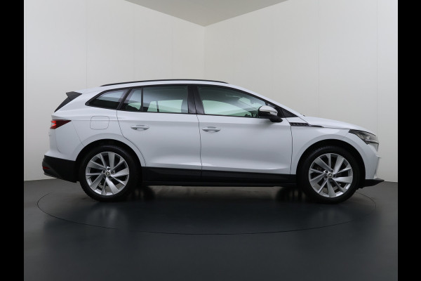 Škoda ENYAQ iV 60 SOH 93% Adap.Cruise Stuur+Stoelverwarming 3-Zone Ecc Camera Apple Carplay Android Auto Navi Pdc Lmv 20" DAB P-Assist Isofix Keyless-Go Verkeersbord detectie File Assist 1e Eigenaar Dealeronderhouden Origineel Nederlandse Auto