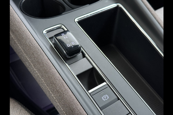 Škoda ENYAQ iV 60 First Edition Adap.Cruise Stuur+Stoelverwarming Camera 3-Zone Ecc Elek.Stoel+Memory Apple Carplay Android Auto Navi Pdc SOH 90% Keyless Advanced Matrix-Led Privacy Glas Lmv 20" DAB P-Assist Dodehoek detector Rijstrooksensor Origineel Nederlandse Auto