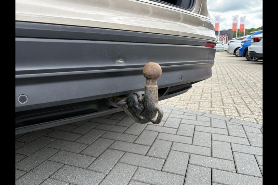 Volkswagen Tiguan 1.4 TSI Comfortline 125pk | Wegklapbare Trekhaak | Adaptive Cruise | Navi | Carplay |