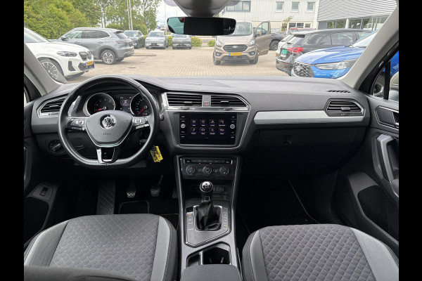 Volkswagen Tiguan 1.4 TSI Comfortline 125pk | Wegklapbare Trekhaak | Adaptive Cruise | Navi | Carplay |
