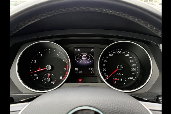 Volkswagen Tiguan 1.4 TSI Comfortline 125pk | Wegklapbare Trekhaak | Adaptive Cruise | Navi | Carplay |