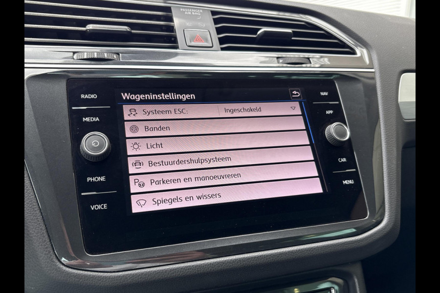 Volkswagen Tiguan 1.4 TSI Comfortline 125pk | Wegklapbare Trekhaak | Adaptive Cruise | Navi | Carplay |