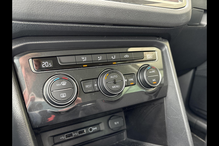 Volkswagen Tiguan 1.4 TSI Comfortline 125pk | Wegklapbare Trekhaak | Adaptive Cruise | Navi | Carplay |