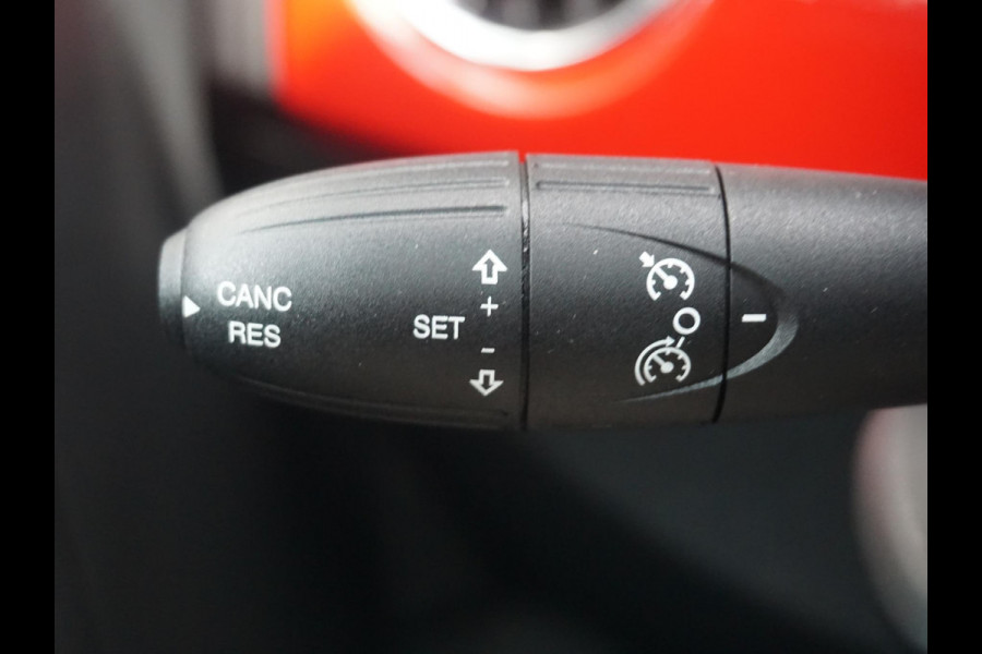 Fiat 500 1.0 Hybrid RED