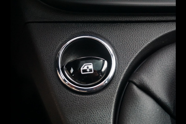 Fiat 500 1.0 Hybrid RED