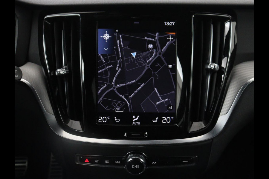 Volvo V60 2.0 T8 Twin Engine AWD R-Design | Trekhaak | Stoelverwarming | Carplay | Sportstoelen | Half leder | Navigatie | Camera | Side Assist | 19'' velgen | Full LED | Standkachel | Cruise control | PHEV | Plug In