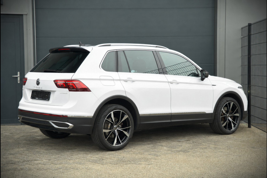 Volkswagen Tiguan 1.4 TSI eHybrid Elegance Business | Stoelverwarming | Stuurverwarming | Massage | 360 Camera | iQ Light | Ambiance Verlichting | Adaptive Cruise Control | Keyless | Apple Carplay | Navigatie | SOH 96%