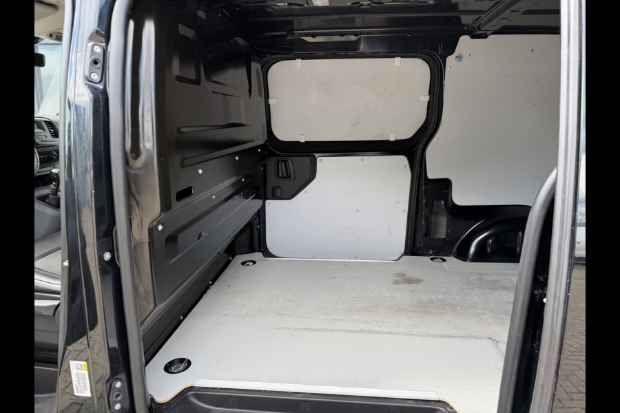 Opel Vivaro 1.5 CDTI L2H1 Selection / vaste prijs rijklaar € 18.950 ex btw / lease vanaf € 319 / dubbele schuifdeur / trekhaak / parkeersensoren voor + achter / airco / cruise / euro 6