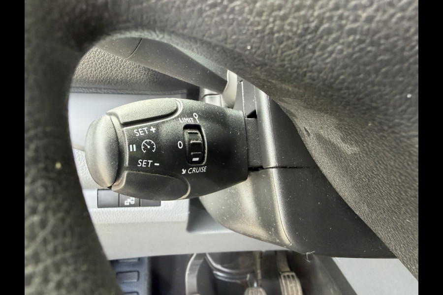Opel Vivaro 1.5 CDTI L2H1 Selection / vaste prijs rijklaar € 18.950 ex btw / lease vanaf € 319 / dubbele schuifdeur / trekhaak / parkeersensoren voor + achter / airco / cruise / euro 6