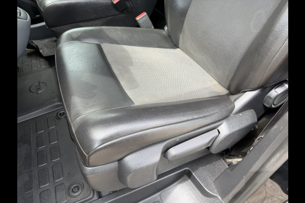 Opel Vivaro 1.5 CDTI L2H1 Selection / vaste prijs rijklaar € 18.950 ex btw / lease vanaf € 319 / dubbele schuifdeur / trekhaak / parkeersensoren voor + achter / airco / cruise / euro 6