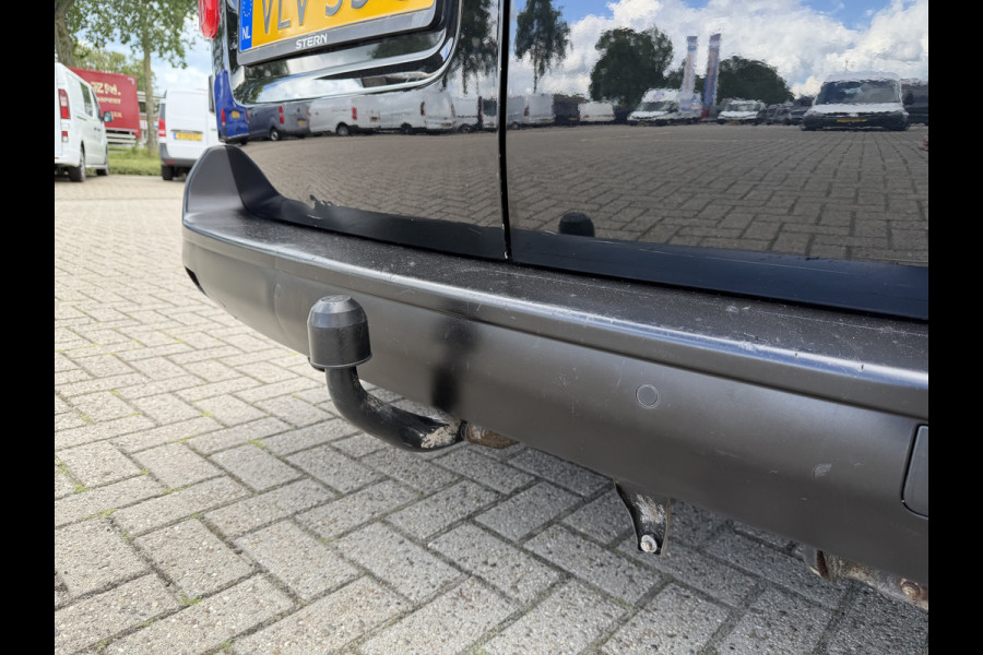 Opel Vivaro 1.5 CDTI L2H1 Selection / vaste prijs rijklaar € 18.950 ex btw / lease vanaf € 319 / dubbele schuifdeur / trekhaak / parkeersensoren voor + achter / airco / cruise / euro 6