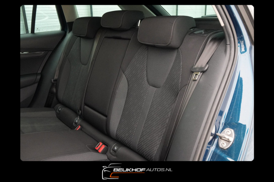 Škoda Octavia Combi 1.0 e-TSI Business Pano Trekhaak Carplay