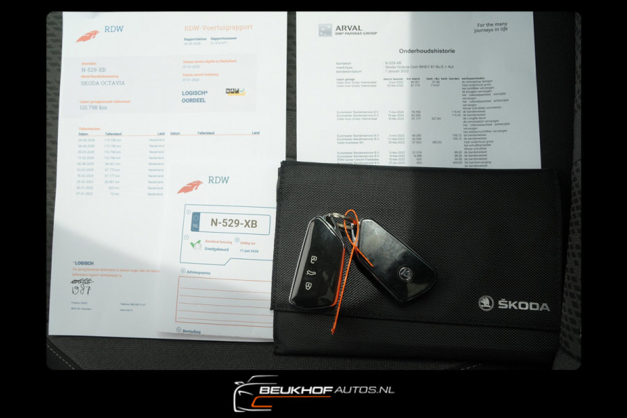 Škoda Octavia Combi 1.0 e-TSI Business Pano Trekhaak Carplay