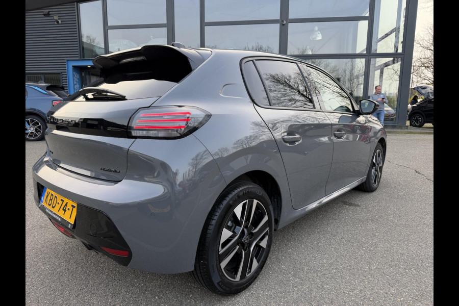 Peugeot 208 Hybrid e-DCS6 Allure VAN: 23.900,- VOOR: 20.877,- UW WKVOORDEEL: 3.023,- | RIJKLAARPRIJS | FABRIEKSGARANTIE t/m 03-2027 | TOPSTAAT! | KEYLESS ENTRY | APPLE CARPLAY-ANDROID AUTO| PARKEERSENSOREN VOOR EN ACHTER |