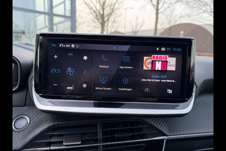 Peugeot 208 Hybrid e-DCS6 Allure VAN: 23.900,- VOOR: 20.877,- UW WKVOORDEEL: 3.023,- | RIJKLAARPRIJS | FABRIEKSGARANTIE t/m 03-2027 | TOPSTAAT! | KEYLESS ENTRY | APPLE CARPLAY-ANDROID AUTO| PARKEERSENSOREN VOOR EN ACHTER |