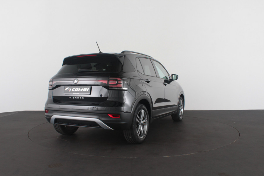 Volkswagen T-Cross 1.0 TSI Life Business > Achteruitrijcamera/17inch/Automaat/Stoelverwarming...