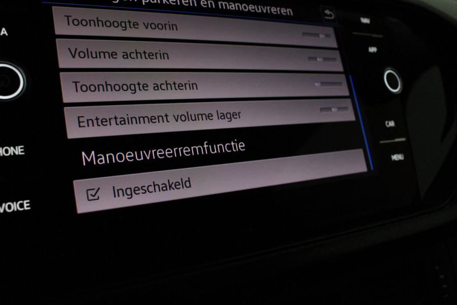 Volkswagen T-Cross 1.0 TSI Life Business > Achteruitrijcamera/17inch/Automaat/Stoelverwarming...
