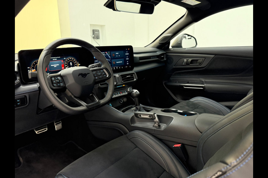 Ford Mustang Fastback GT 5.0 V8 Dark Horse Carbon B&O