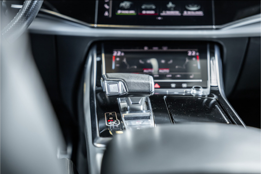 Audi Q8 60 TFSI e quattro Pro Line S Competition - S Line | RS Seats | B&O | Luchtvering | Elek. Trekhaak | Memory