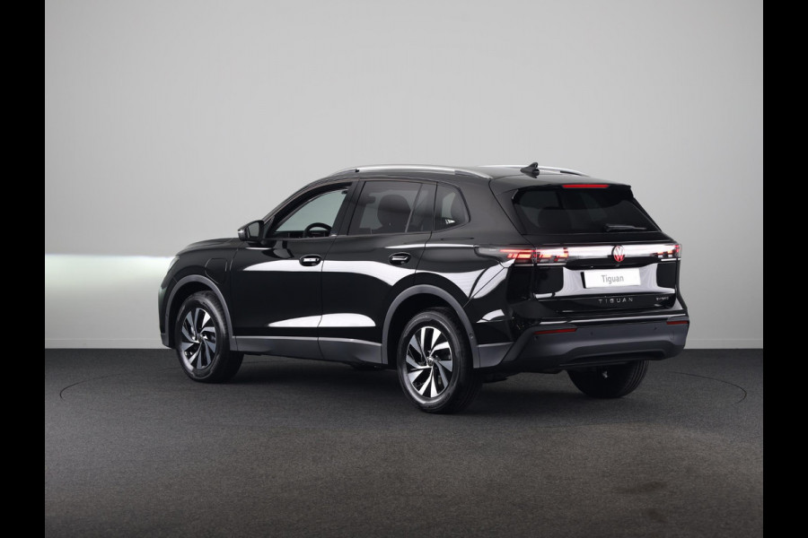 Volkswagen Tiguan Life Edition 1.5 eHybrid 150 kW / 204 PK SUV 6 Versnellingen |
