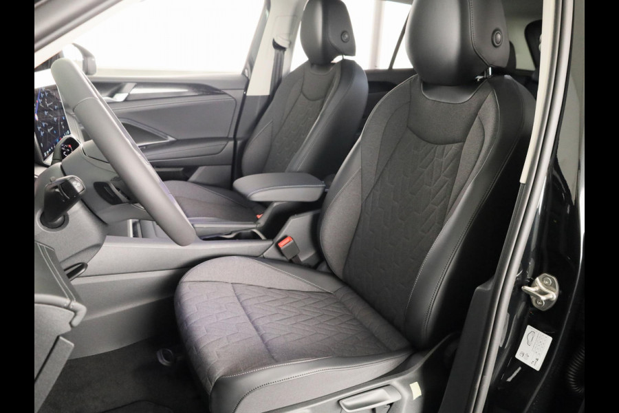 Volkswagen Tiguan Life Edition 1.5 eHybrid 150 kW / 204 PK SUV 6 Versnellingen |