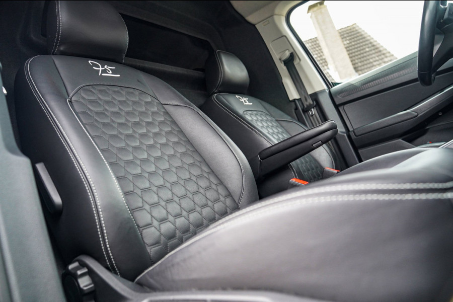 Volkswagen Caddy Cargo 2.0 TDI | Lederen bekleding | Camera | Multifunctioneel stuurwiel | Carplay