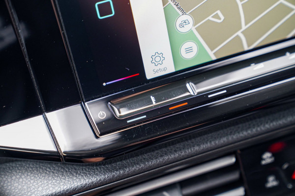 Volkswagen Caddy Cargo 2.0 TDI | Lederen bekleding | Camera | Multifunctioneel stuurwiel | Carplay