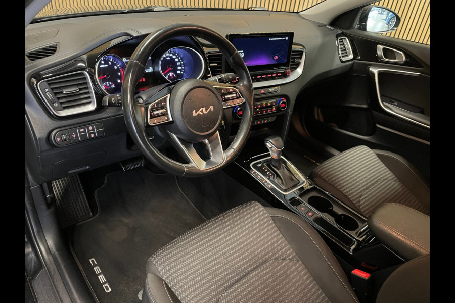Kia Ceed Sportswagon 1.5 T-GDi DynamicLine|161PK|AFN.TREKHAAK|AUTOMAAT|ACC|ANDROID|CARPLAY|STOEL+STUURVERW|CAMERA|1e EIG|INCL.BTW|