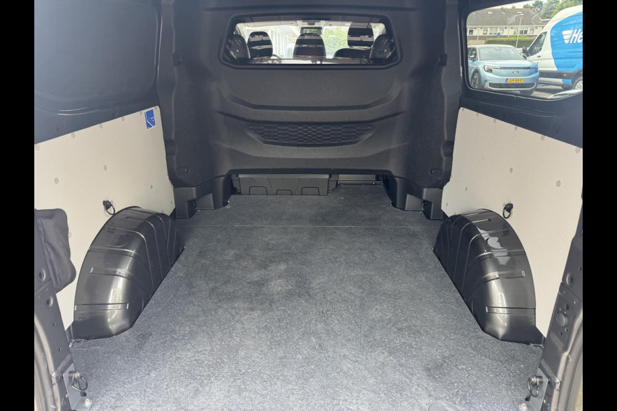 Ford Transit Custom 320 2.5 PHEV L2H1 Sport DC | SCI | 233pk Incl BTW en BPM | Dubbele Cabine | Stoelverwarming | Achteruitrijcamera | Achterklep