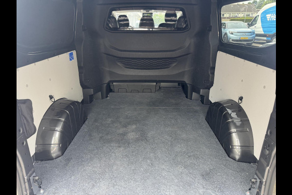 Ford Transit Custom 320 2.5 PHEV L2H1 Sport DC | SCI | 233pk Incl BTW en BPM | Dubbele Cabine | Stoelverwarming | Achteruitrijcamera | Achterklep