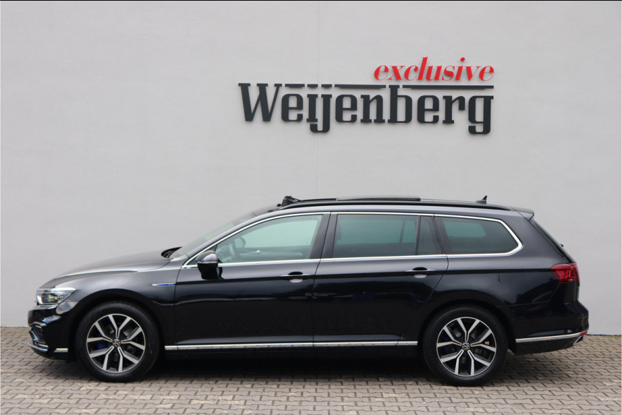 Volkswagen Passat Variant 1.4 TSI PHEV GTE Trekhaak Pano Massage HU display