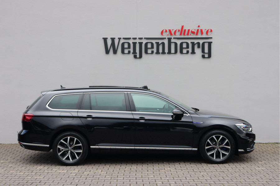 Volkswagen Passat Variant 1.4 TSI PHEV GTE Trekhaak Pano Massage HU display