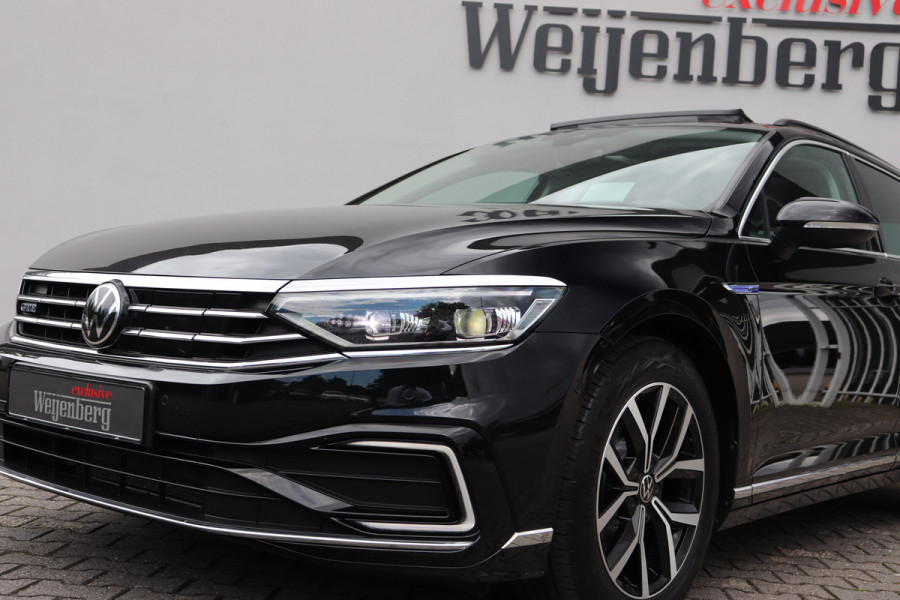 Volkswagen Passat Variant 1.4 TSI PHEV GTE Trekhaak Pano Massage HU display
